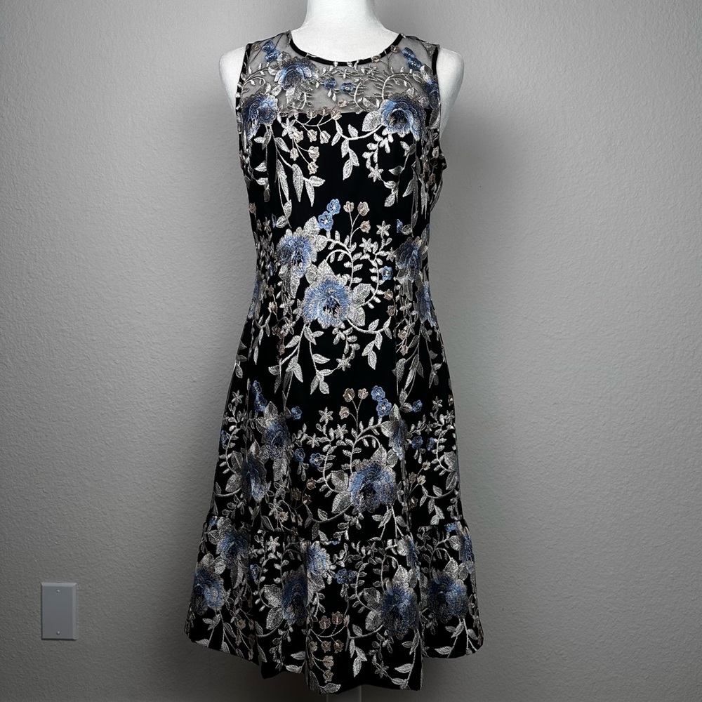 White House Black Market Embroidered Floral Sheath Dress